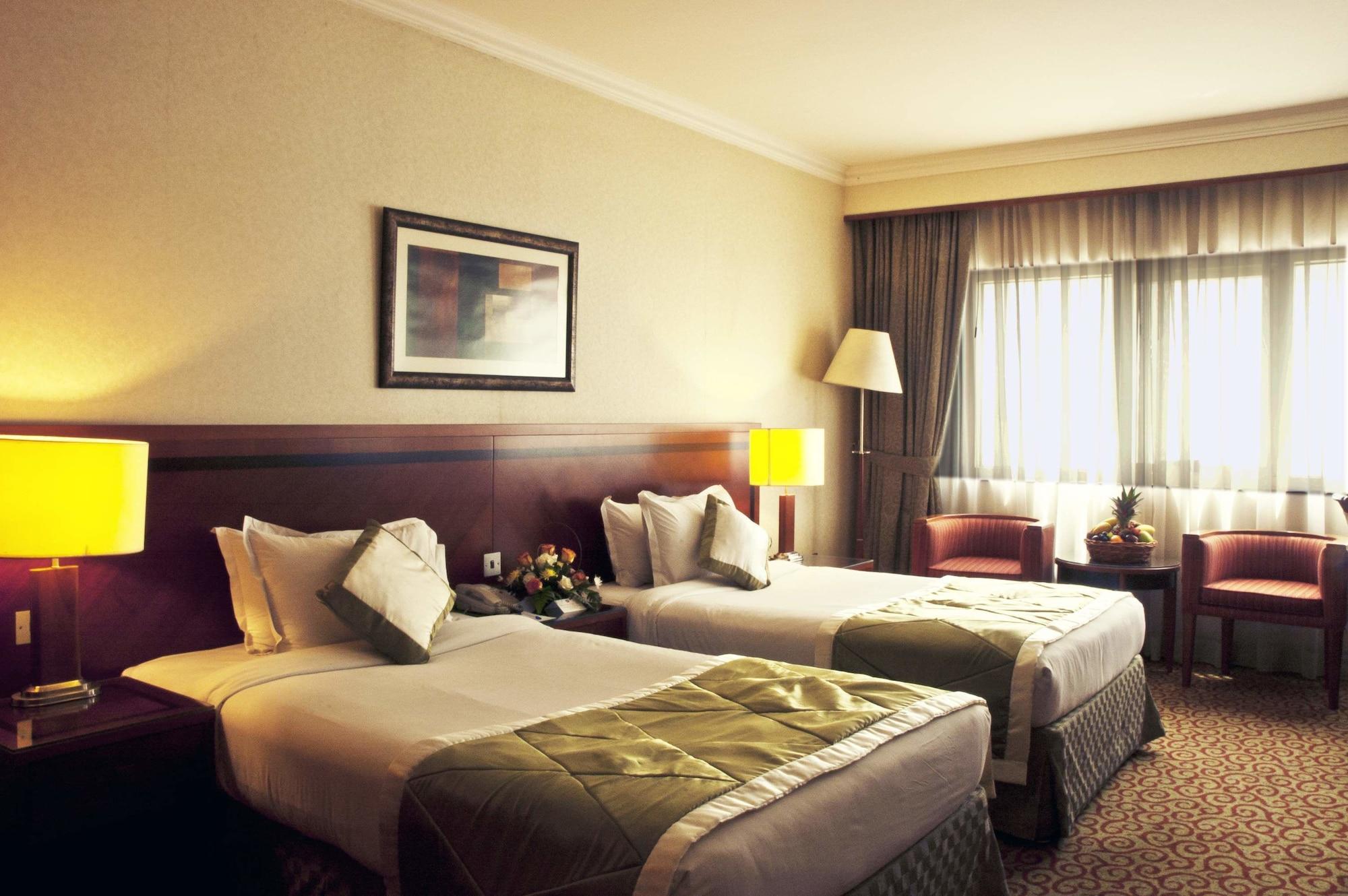Ramee Royal Hotel Dubai Exteriör bild