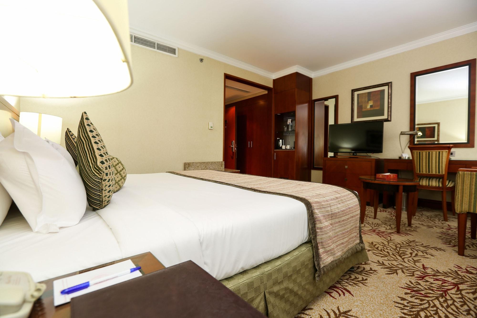 Ramee Royal Hotel Dubai Exteriör bild