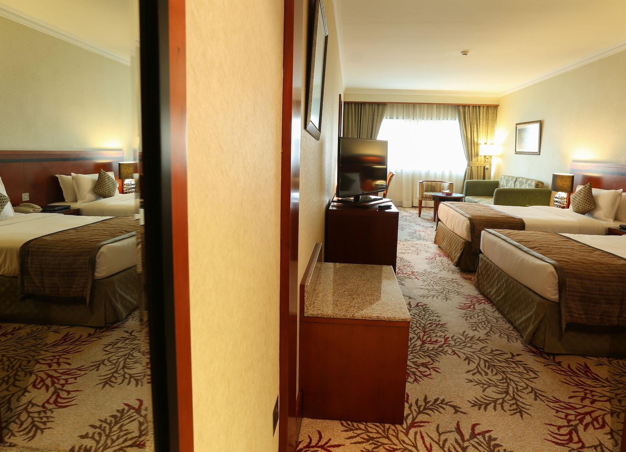 Ramee Royal Hotel Dubai Exteriör bild