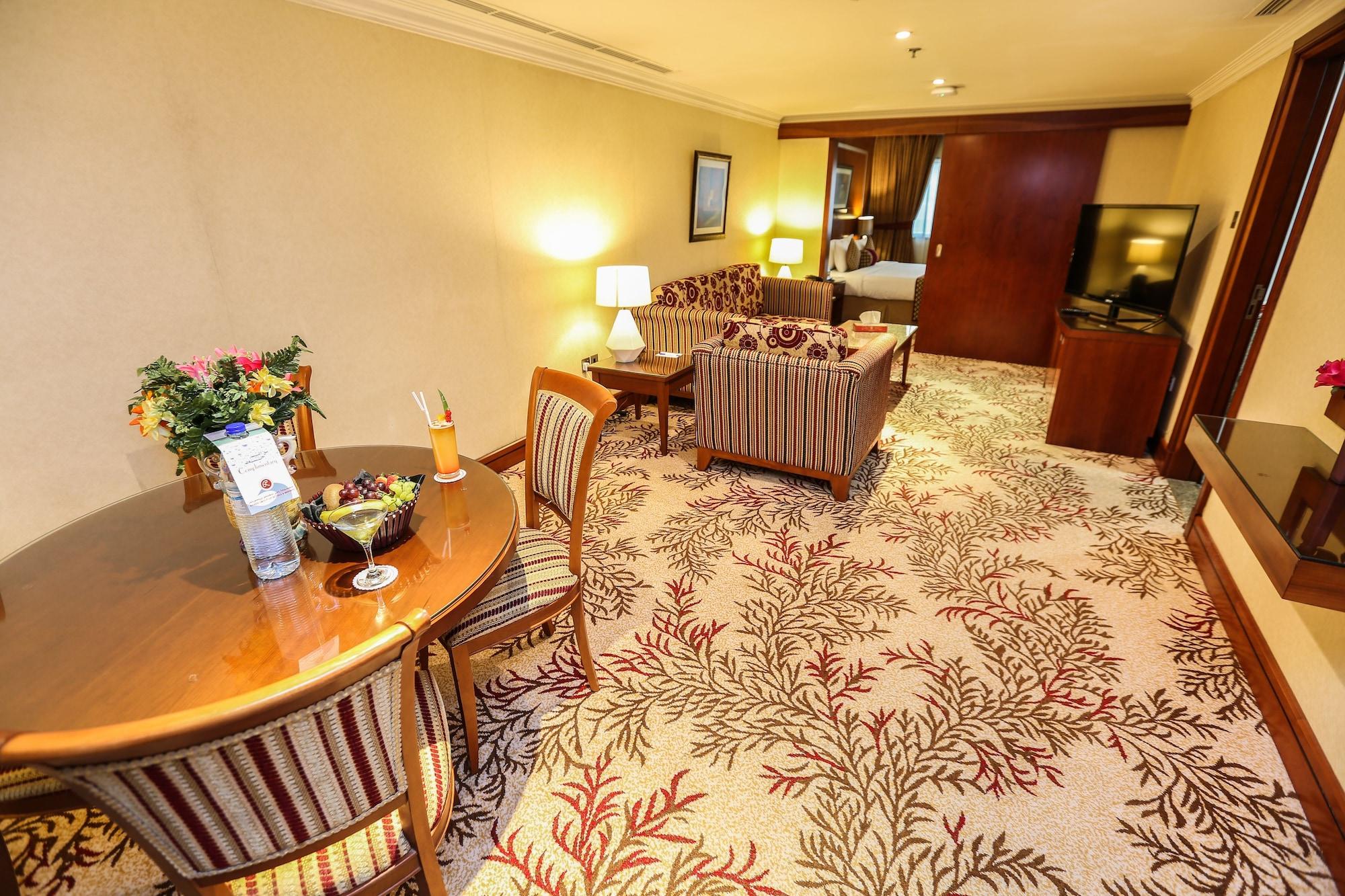 Ramee Royal Hotel Dubai Exteriör bild