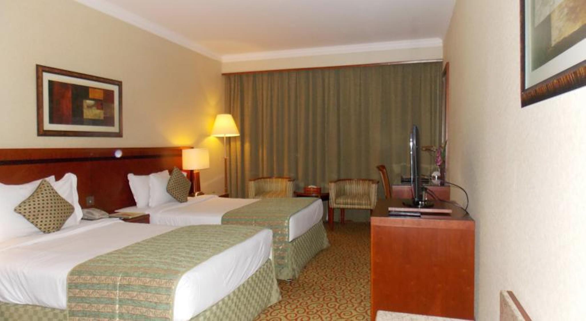 Ramee Royal Hotel Dubai Exteriör bild