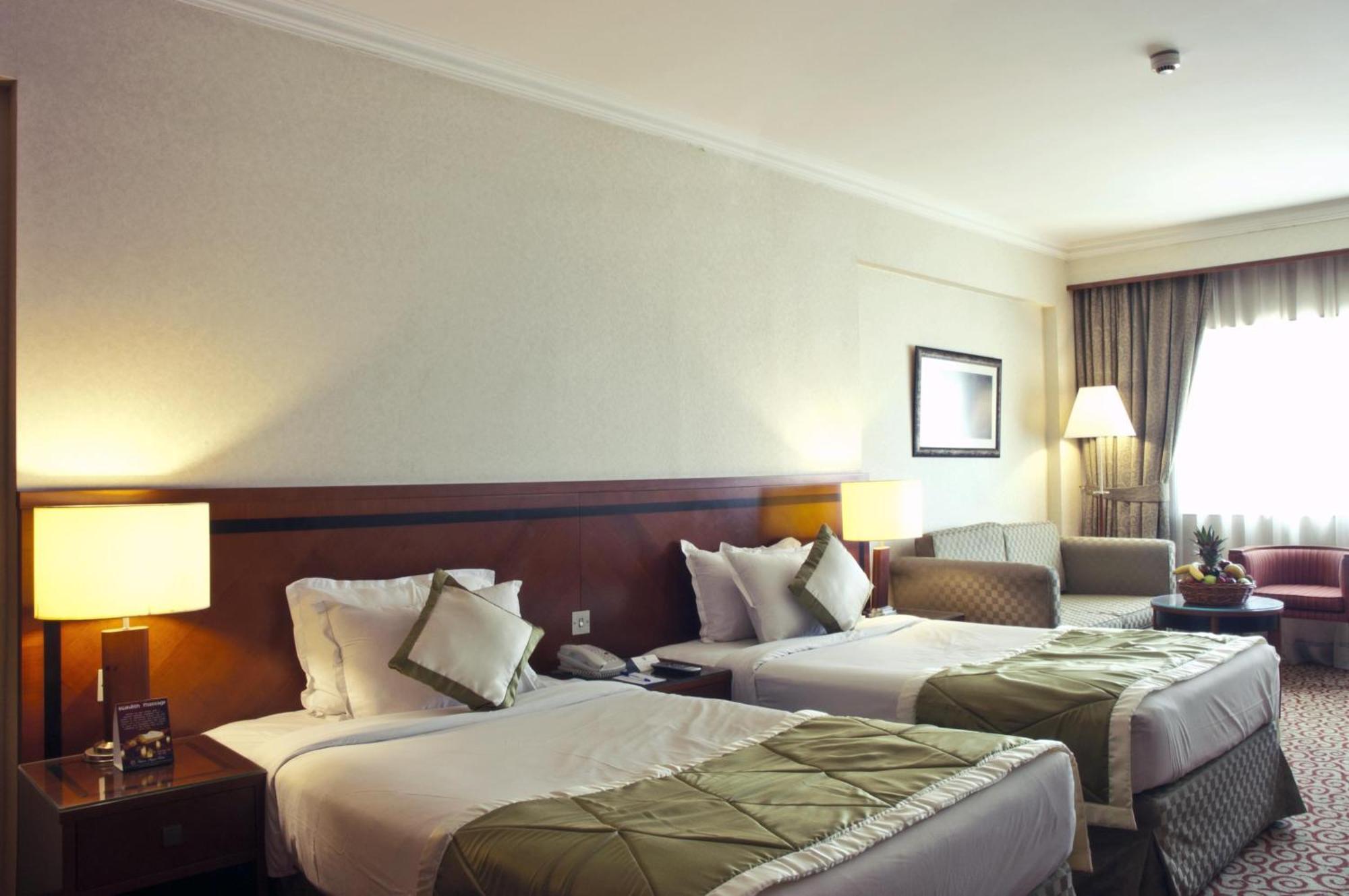 Ramee Royal Hotel Dubai Exteriör bild