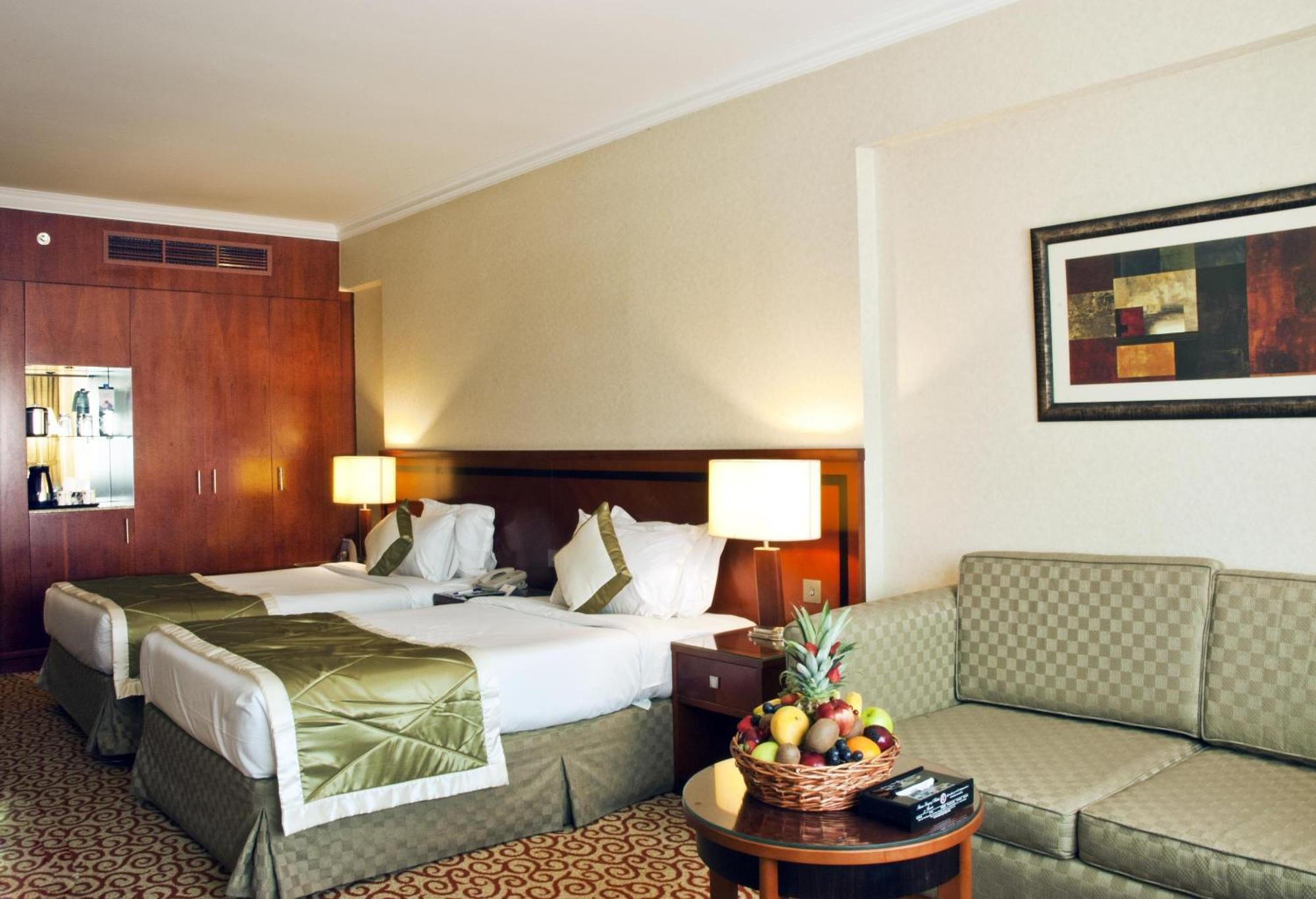 Ramee Royal Hotel Dubai Exteriör bild
