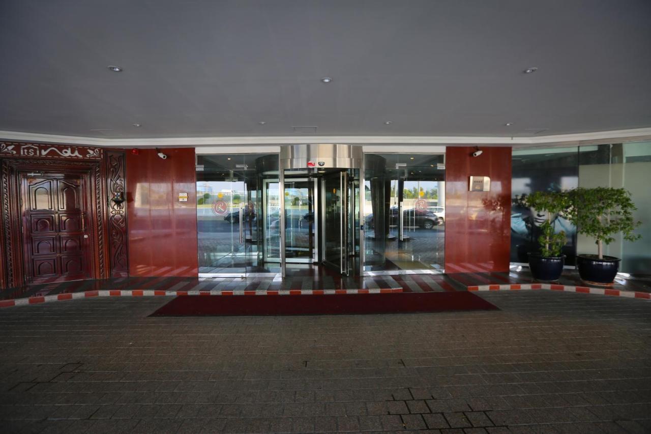 Ramee Royal Hotel Dubai Exteriör bild