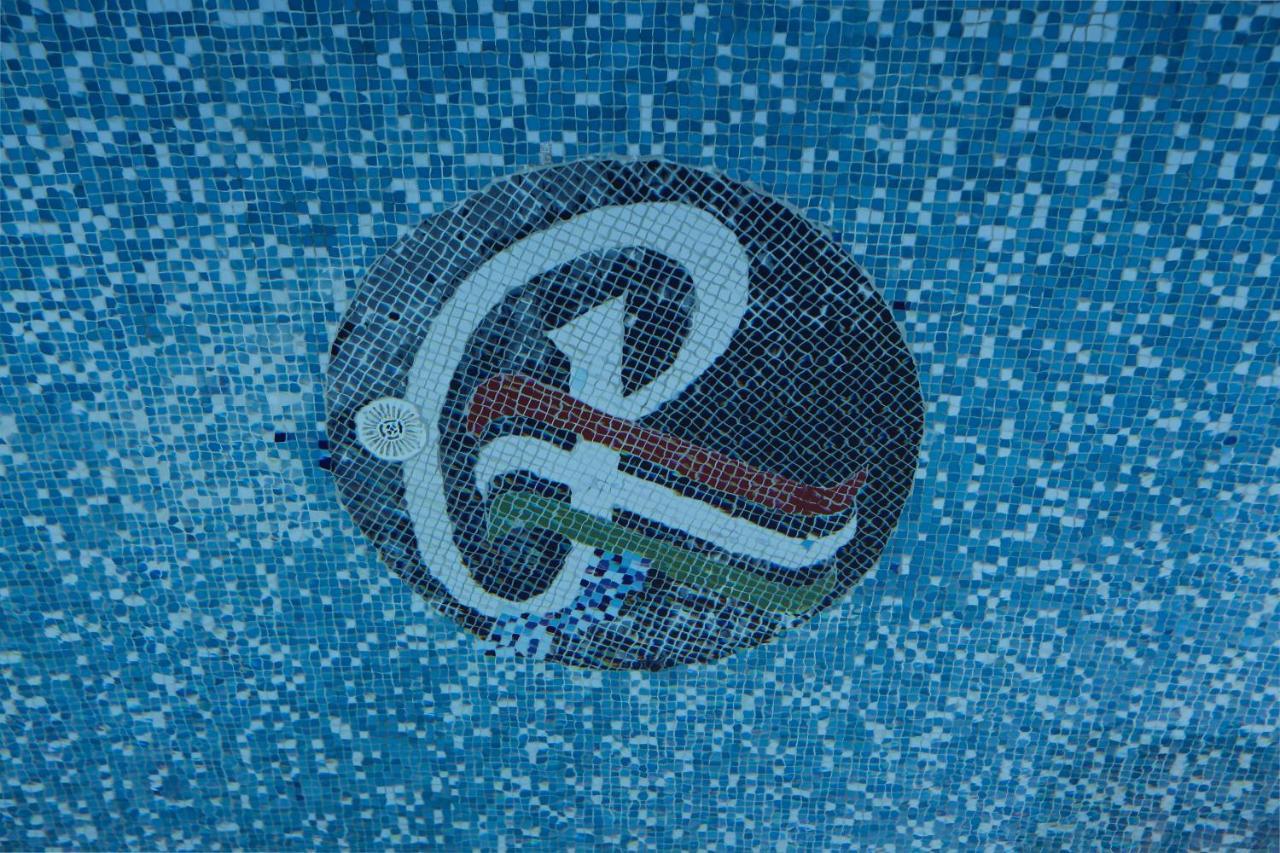 Ramee Royal Hotel Dubai Exteriör bild