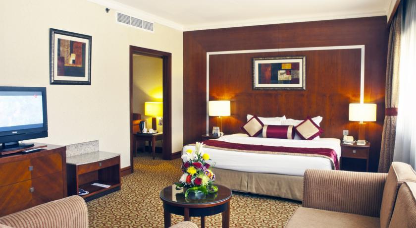 Ramee Royal Hotel Dubai Exteriör bild